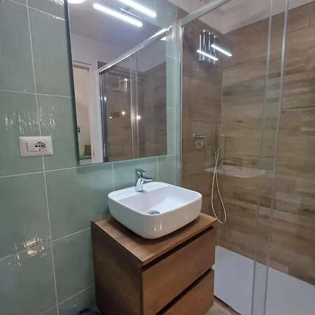 Neapolitan Modern Loft